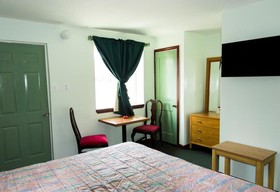 Bay Drive Motel
