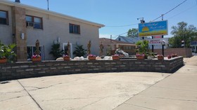The Amethyst Beach Motel