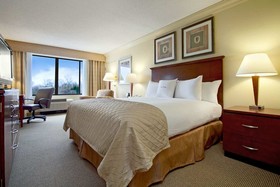 DoubleTree by Hilton Hotel Princeton