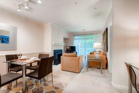 Global Luxury Suites at the Junction