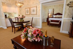 Nassau Inn