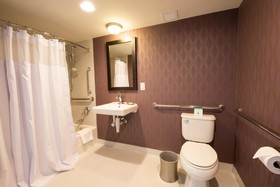 Crowne Plaza Saddle Brook Hotel