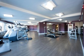 Crowne Plaza Saddle Brook Hotel