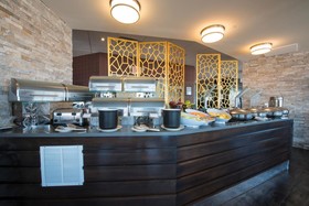 Crowne Plaza Saddle Brook Hotel