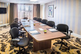 Crowne Plaza Saddle Brook Hotel