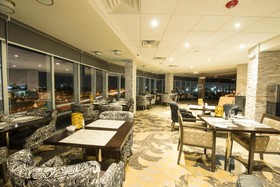 Crowne Plaza Saddle Brook Hotel