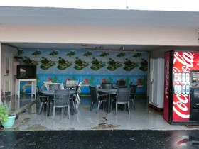 Bay Breeze Motel