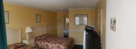 Bay Breeze Motel