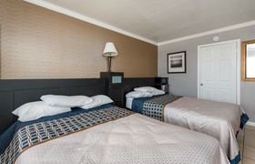 Boardwalk Hotel Charlee & Beach House Rentals