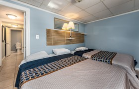 Boardwalk Hotel Charlee & Beach House Rentals