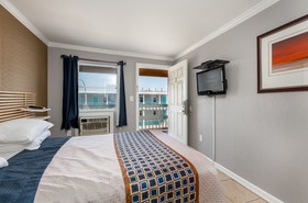 Boardwalk Hotel Charlee & Beach House Rentals
