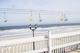 Boardwalk Hotel Charlee