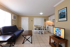 Sea Garden Motel