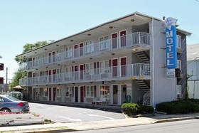 Sea Gem Motel & Apartments