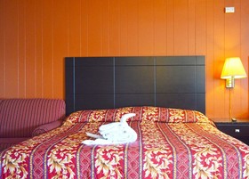 Skyview Manor Motel