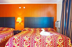 Skyview Manor Motel