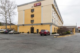 Clarion Hotel