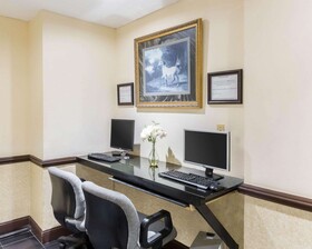 Clarion Hotel