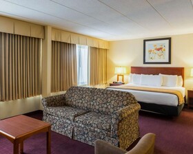 Clarion Hotel