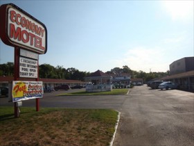 Economy Motel Inn and Suites Somers Point