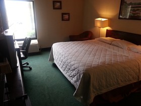 Red Carpet Inn & Suites