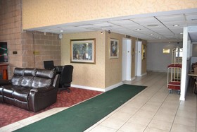 Red Carpet Inn & Suites