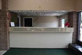 Red Carpet Inn & Suites
