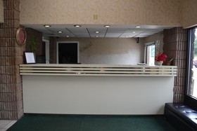 Red Carpet Inn & Suites