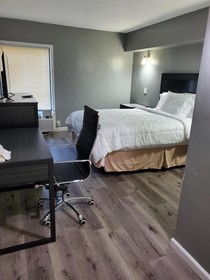 Red Carpet Inn & Suites