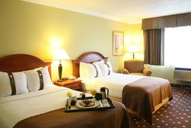 Holiday Inn Philadelphia South - Swedesboro