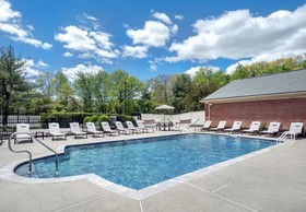 Sonesta Select Tinton Falls Eatontown