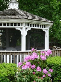 J.D. Thompson Inn