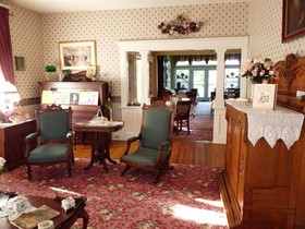 J.D. Thompson Inn
