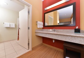 Courtyard Burlington Mt. Holly Westampton