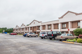 Red Roof Inn & Suites Mt Holly - McGuire AFB