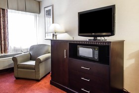 Red Roof Inn & Suites Mt Holly - McGuire AFB