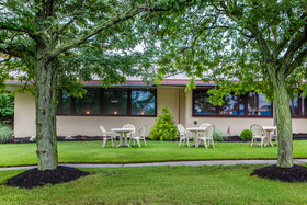 Red Roof Inn & Suites Mt Holly - McGuire AFB