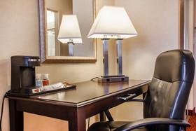 Red Roof Inn & Suites Mt Holly - McGuire AFB