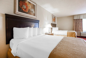 Red Roof Inn & Suites Mt Holly - McGuire AFB