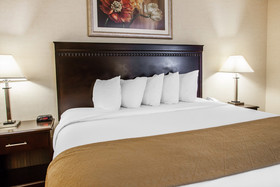 Red Roof Inn & Suites Mt Holly - McGuire AFB