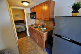 Nantucket Inn & Suites