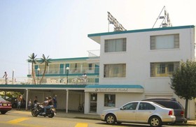 Royal Court Motel