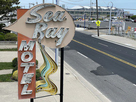 Searay Motel