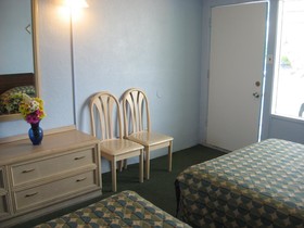 Tropicana Motel