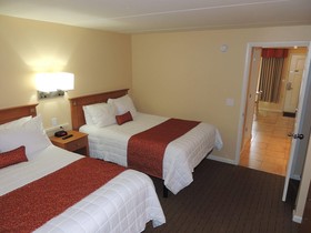 Fleur De Lis Beach Motel