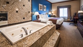 Holiday Inn Express & Suites Williamstown - Glassboro