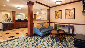 Holiday Inn Express & Suites Williamstown - Glassboro