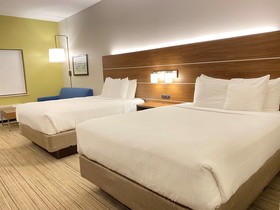 Holiday Inn Express & Suites Williamstown - Glassboro