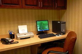 Holiday Inn Express & Suites Williamstown - Glassboro