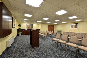 Holiday Inn Express & Suites Williamstown - Glassboro